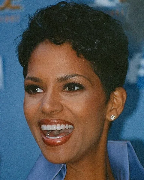Halle Berry's hairstyle