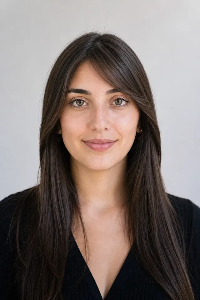 Side Swept Bangs hairstyle example